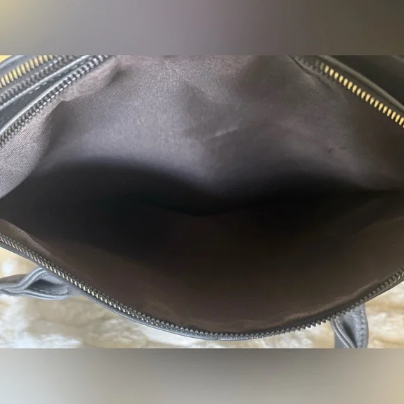 Kate Spade New York Quilted Leather Satchel Gray Large Top Handle Bag Gold HW - Picture 11 of 11